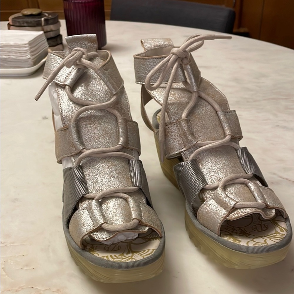 Fly London Women's Sandals
